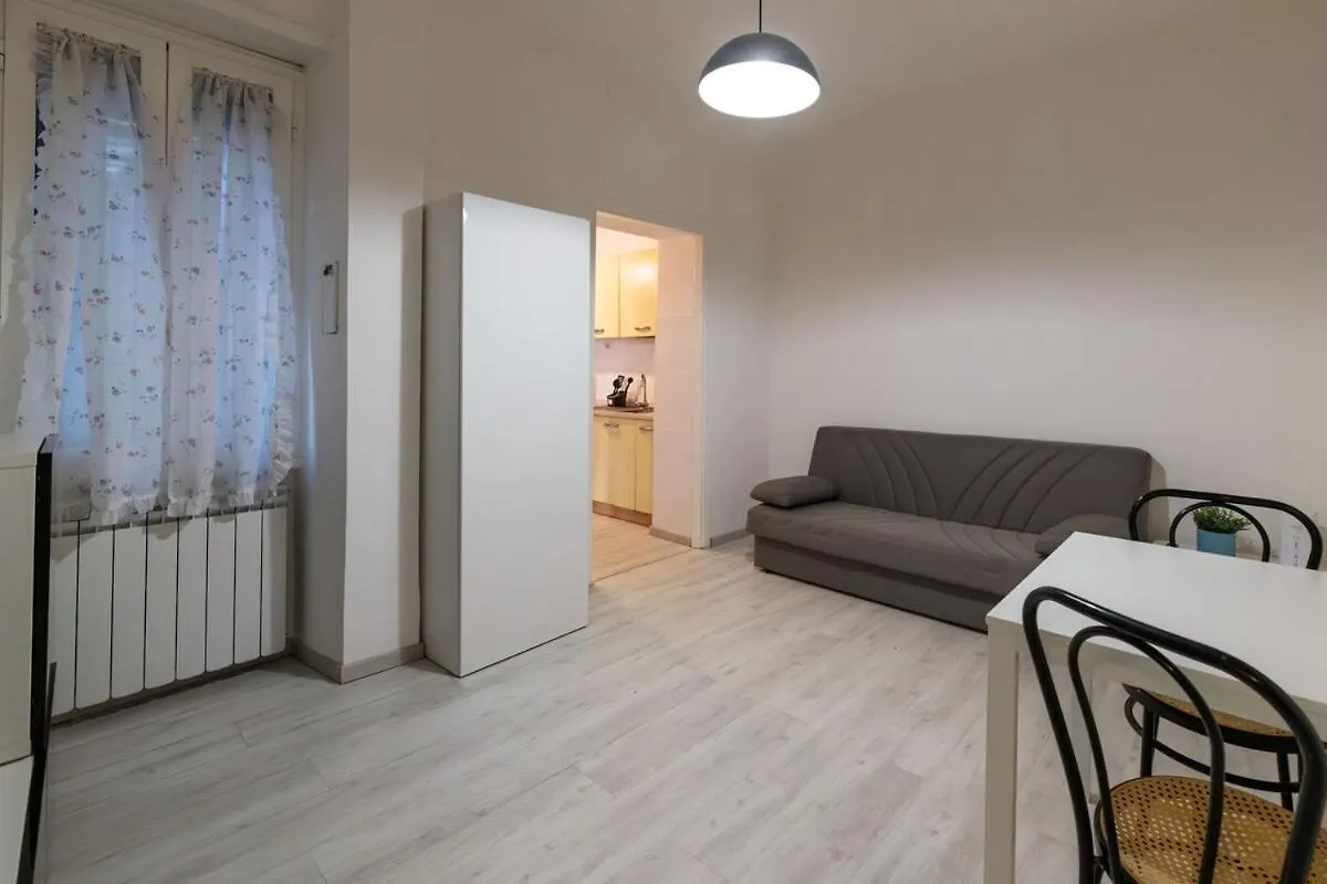 Delightful Tourist Apartment Rome
