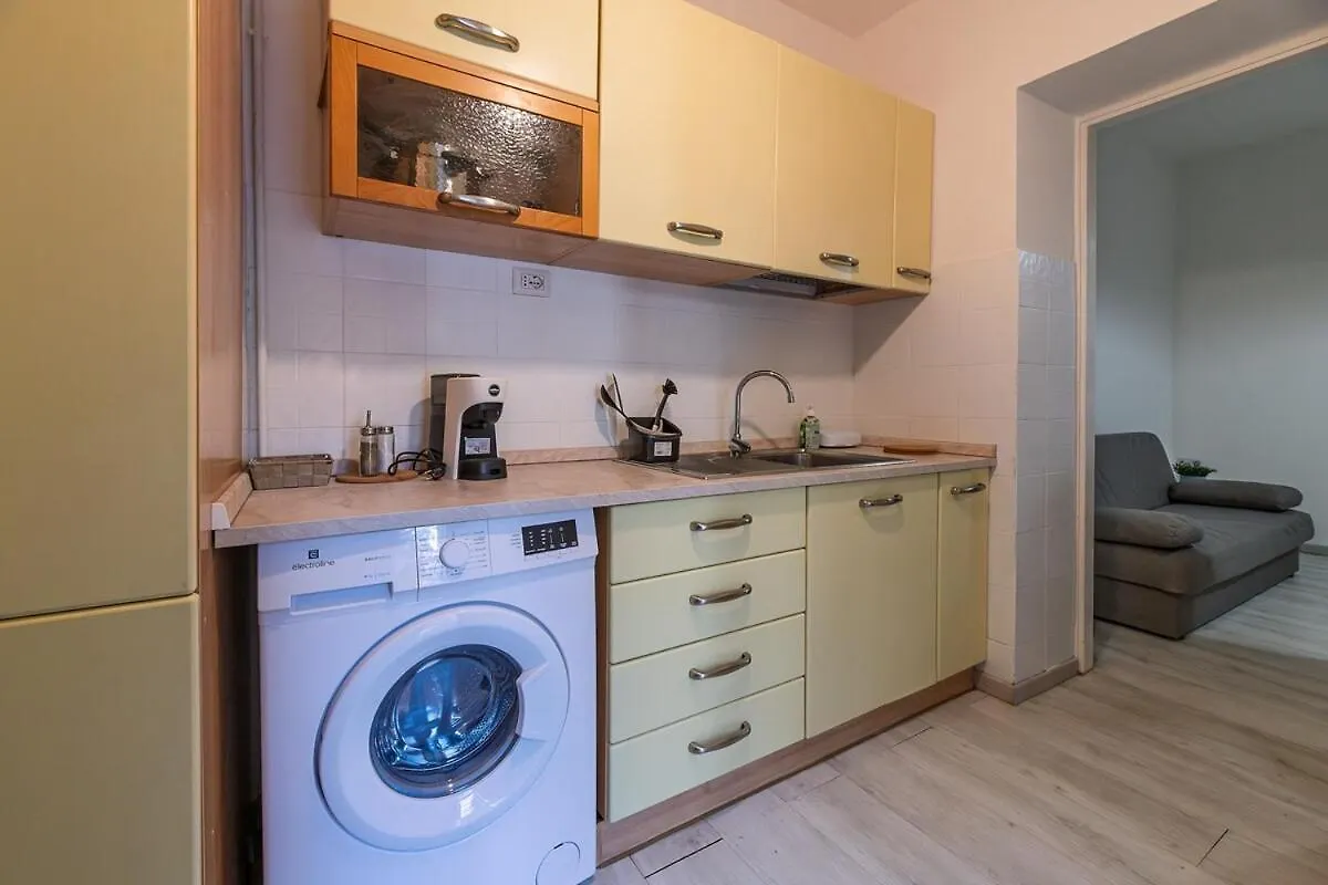 Delightful Tourist Apartment Rome